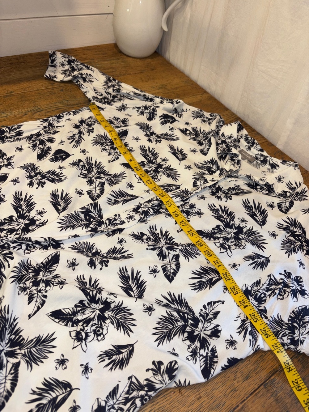 LORD + TAYLOR White & Navy Tropical Print Tunic Dress Size L - Picture 9 of 10